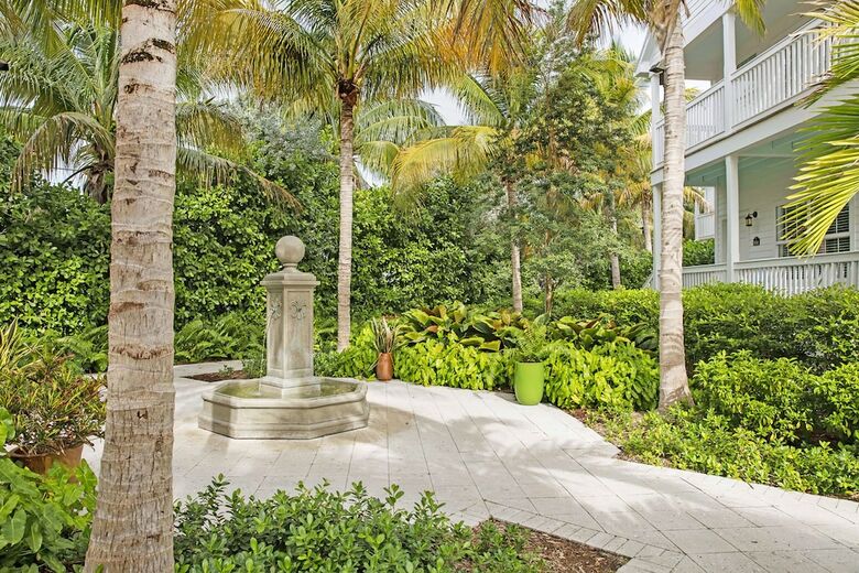 Apartamento Tranquility Bay Beachfront Hotel And Resort