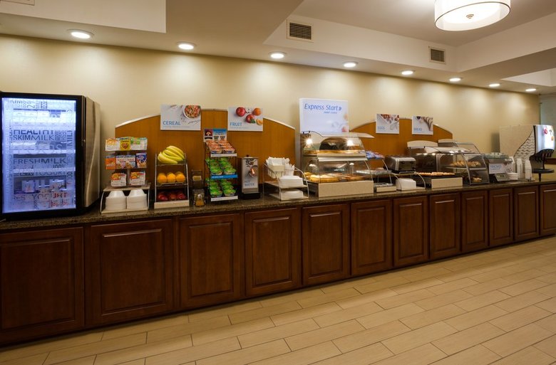 Hotel Holiday Inn Express Cedar Rapids (collins Rd)