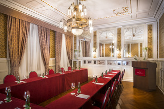 Hotel Palace-bellevue