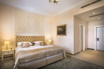 Hotel Palace-bellevue