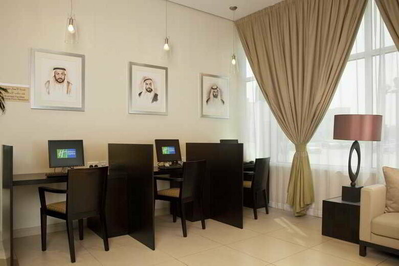 Hotel Express By Holiday Inn Dubai Internet City