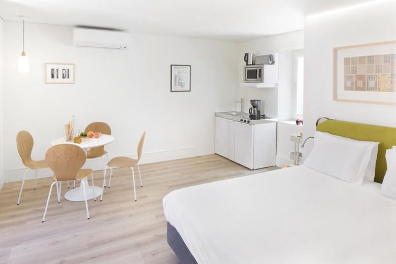 Ascensor Da Bica - Lisbon Serviced Apartments