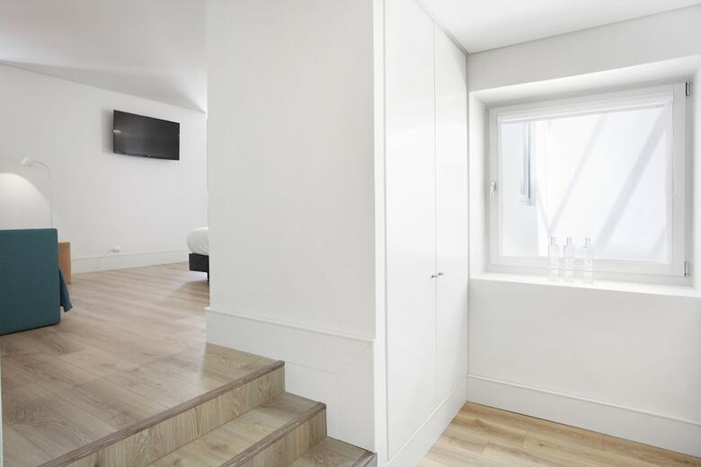 Ascensor Da Bica - Lisbon Serviced Apartments