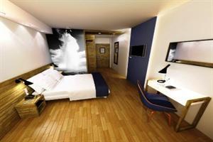 Hotel Storm