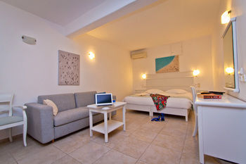 Hotel Yiannaki