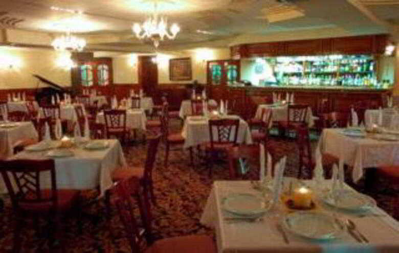 Hotel Lark