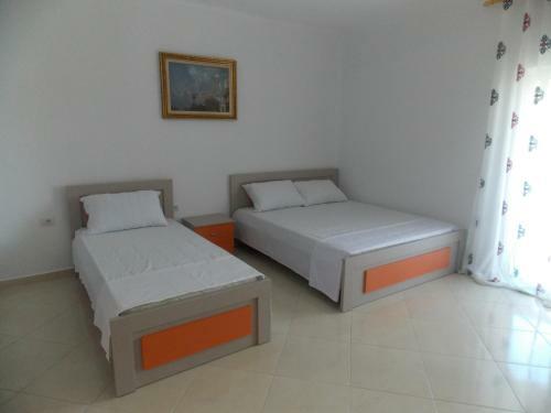 Hostal Guest House Vila Bega