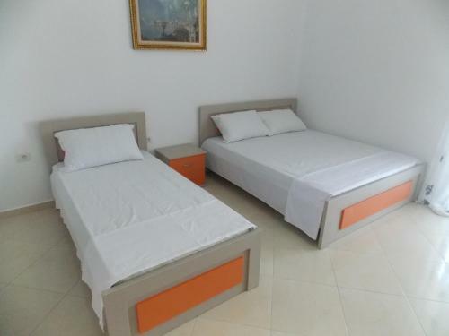 Hostal Guest House Vila Bega