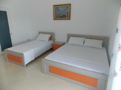 Hostal Guest House Vila Bega