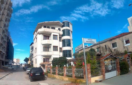 Hostal Guesthouse Aliger