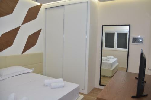 Airen Hotel