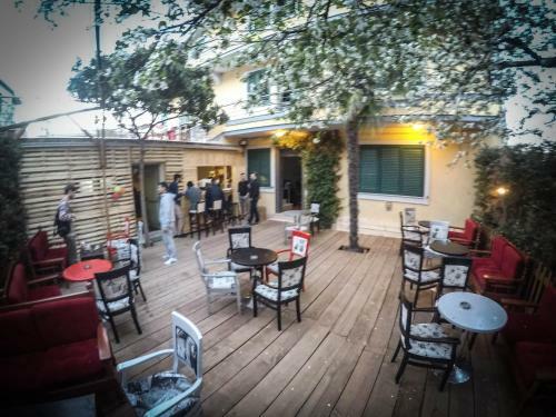 Arka Hostel