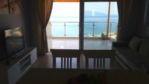 Anna Apartments