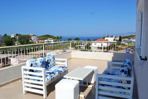 Hostal Villa August Ksamil