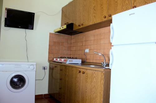 Apartments Velipoja