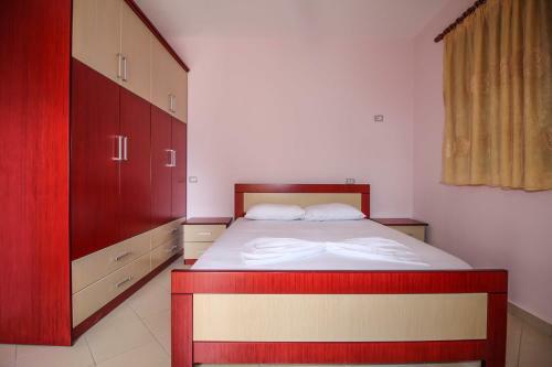 Holiday Apartments Altini