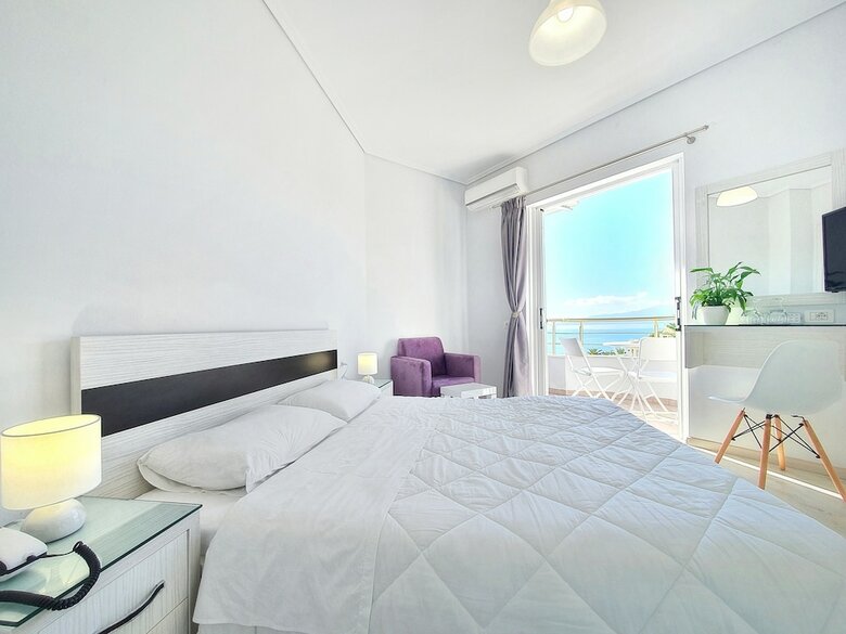 Hotel Joan