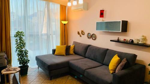 Central Comfy Apartment