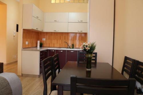 Belleview Apartment 2