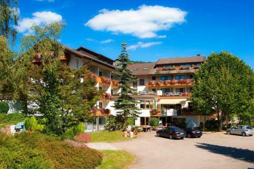 Ferienhotel �denhof