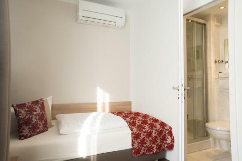 Hotel L�hr