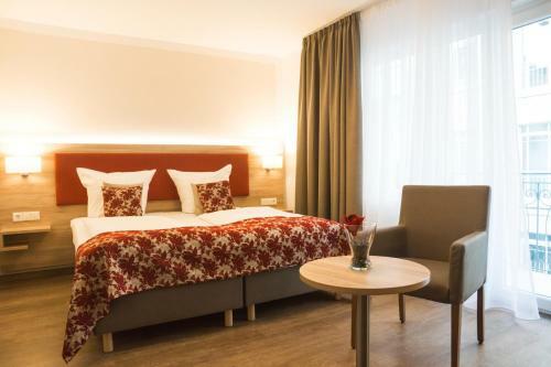Hotel L�hr
