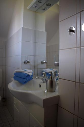 Hostal G�stehaus - Haus Am Schultal