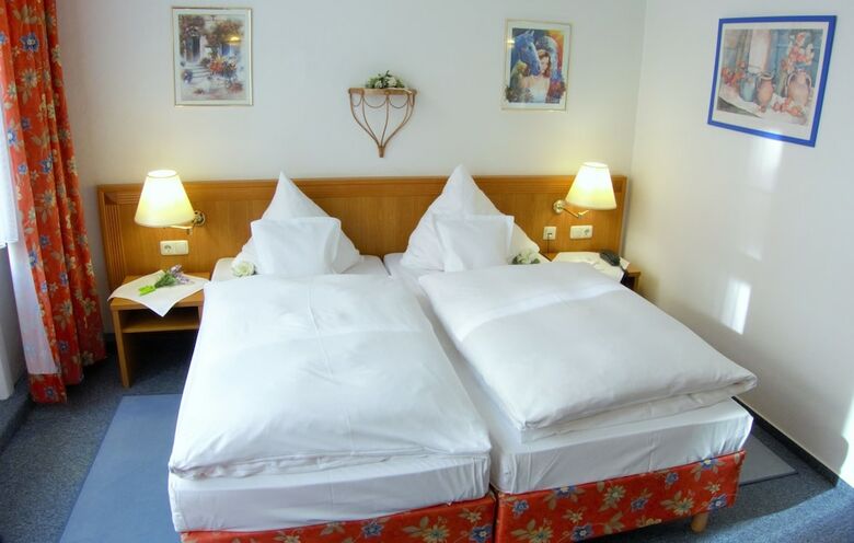 Hotel Alpha