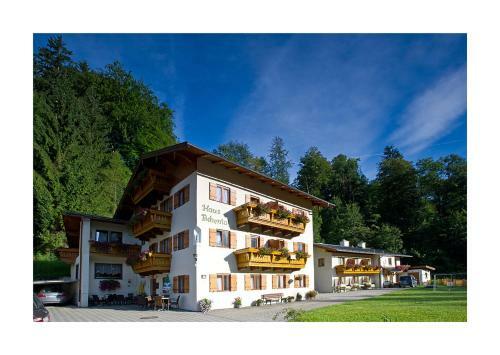 Hostal G�stehaus Achental