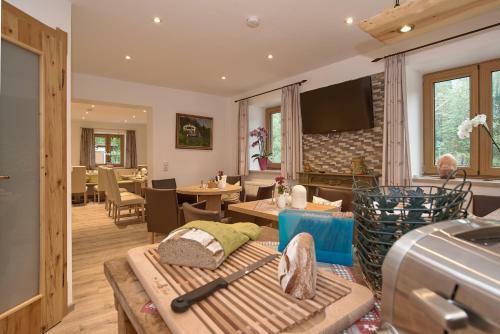 Hostal G�stehaus Achental