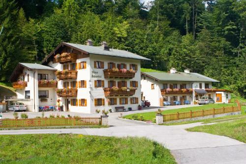 Hostal G�stehaus Achental