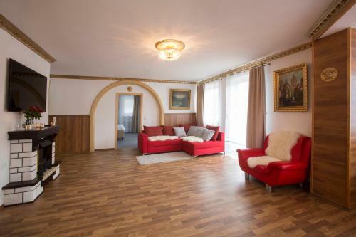 Golden Gapa Central Family Apartment 8