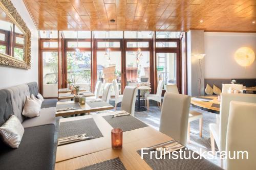 Hotel K�nigshof Hauptbahnhof Superior