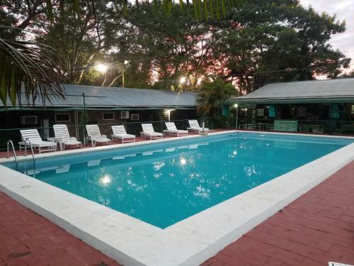 Hostal Caba�as Los Timb�