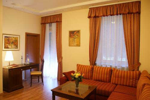 Hotel R�merhof
