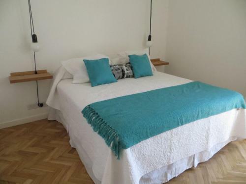 Sunny Recoleta Apartment