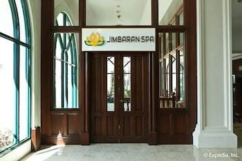 Hotel Waterfront Airport  Mactan