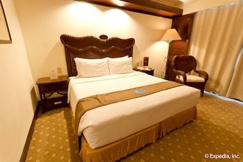 Hotel Waterfront Airport  Mactan