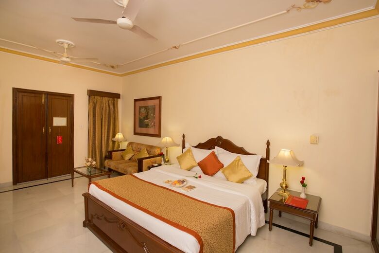 Hotel Shiv Niwas Palace