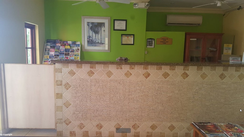 Hotel Tropical Winds Apartment