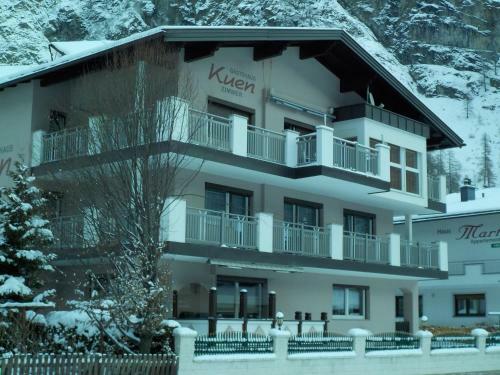 Bed & Breakfast G�stehaus Kuen