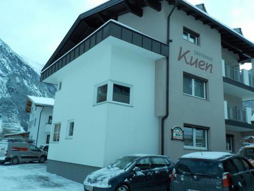 Bed & Breakfast G�stehaus Kuen