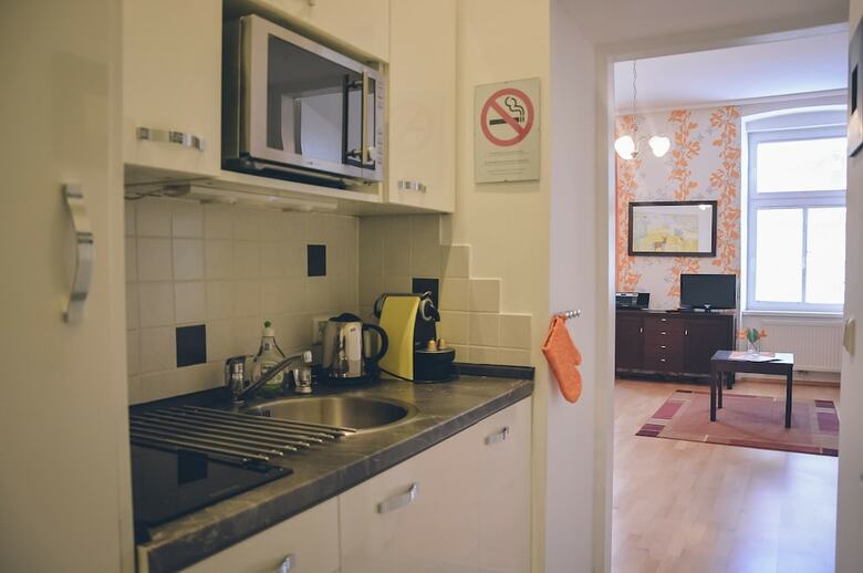 Jl Apartments