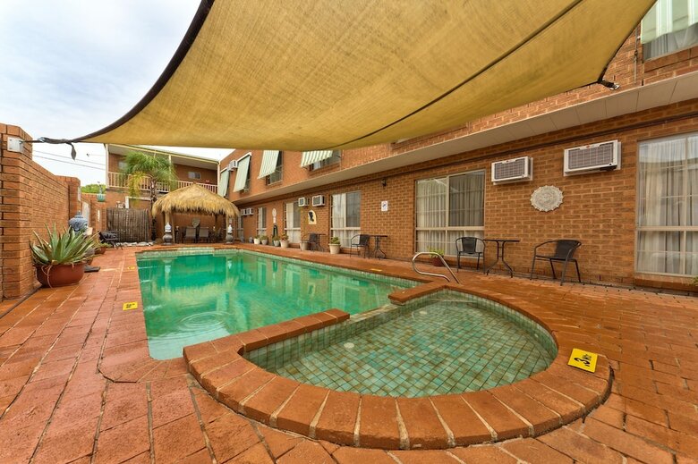 Central Yarrawonga Motor Inn