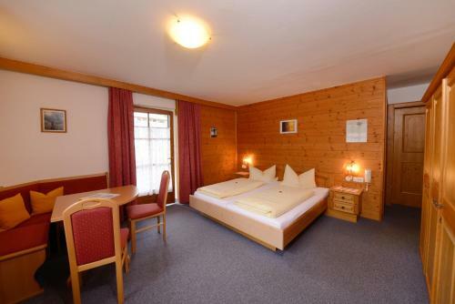 Hostal G�stehaus Rettenbacher