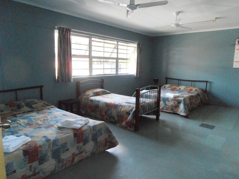 Motel Buzers