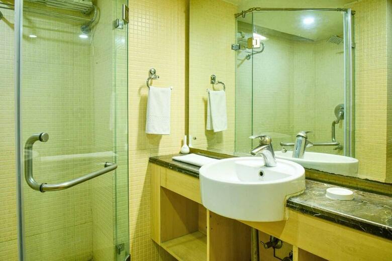 Hotel Quality Inn Residency
