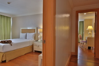 Hotel Crown Regency  Y Torre-suite Corner
