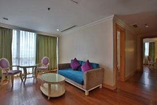 Hotel Crown Regency  Y Torre-suite Corner