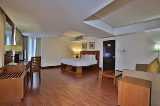 Hotel Crown Regency  Y Torre-suite Corner